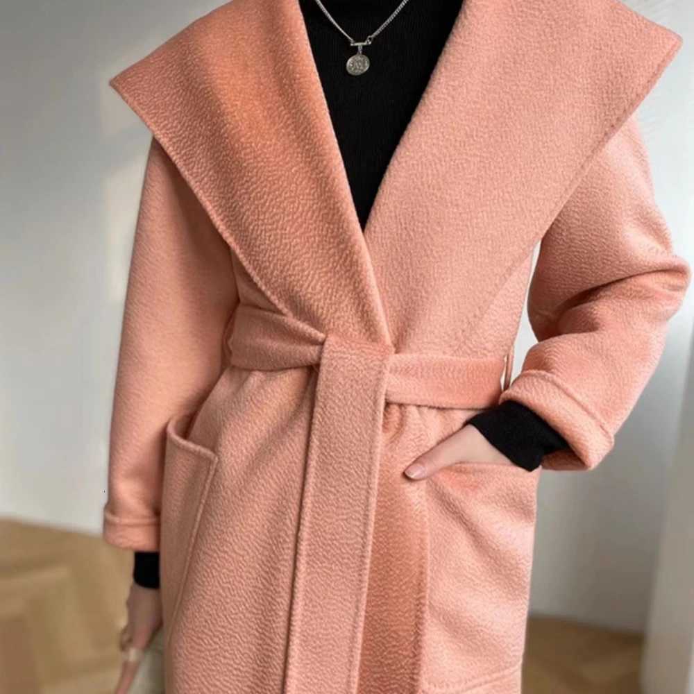 2024 Autumn New Wool Jacket Hooded Woolen Coat Women Water Ripple Cashmere Coat Female Casual Lace-up Loose Wool Coat ClassicT251224