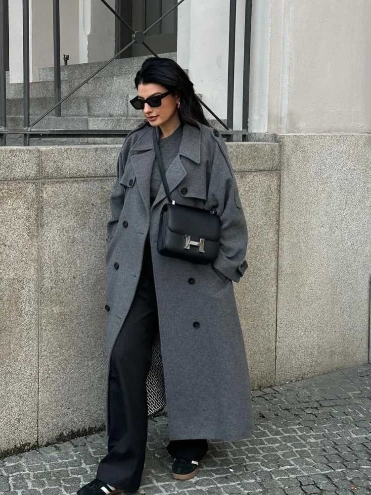 Casual Woolen Women Coat Fashion Doube-Breasted Turn-Down Collar Long Sleeve Female Coats 2025 Autumn Winter Chic Lady OutwearT251224