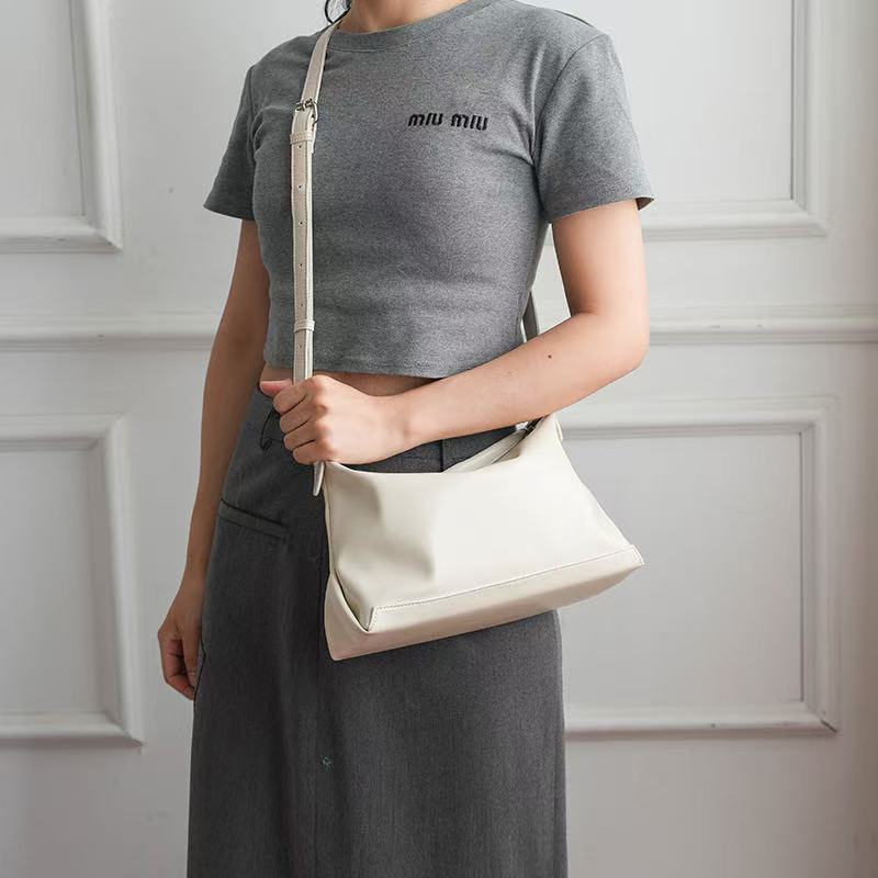 2024 Handbag Leather High-Capacity Commuting Fashionable Suede Tote Vintage Top Handle Retro Shoulder Bag