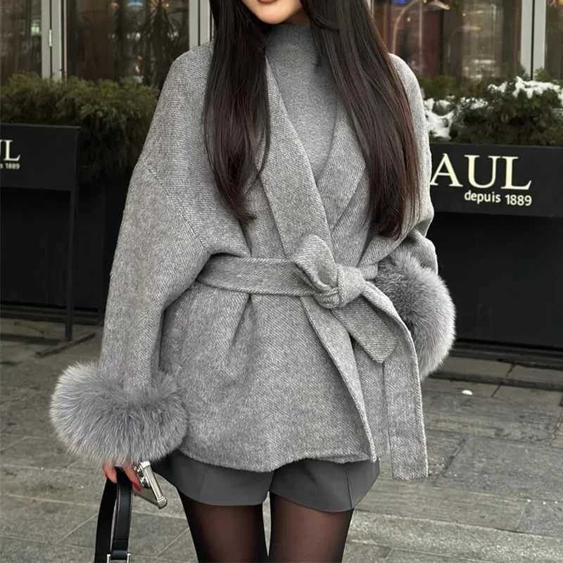 TARUXY Fox Fur Woolen Long Coats Womens Office Lady Removable Elegant Coat Double-sided Wool Overcoat 2025 New Cardigan JacketT251224