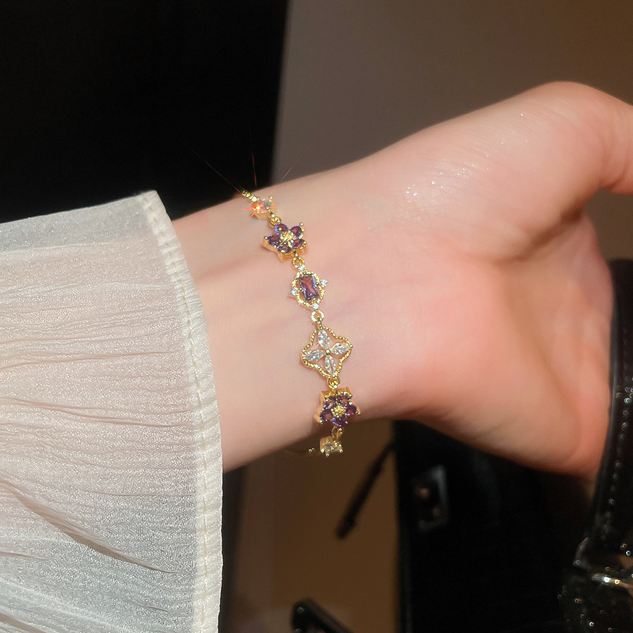 Zircon Flower Hollow Oval Pendant Pull-out Bracelet Light Luxury High-end Fashion Versatile Women's Jewelry - view 8