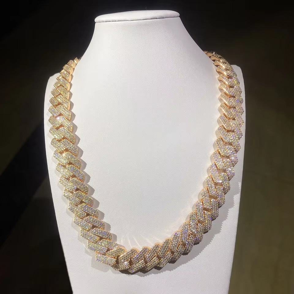 Hip Hop Jewelry 15mm Pass Diamond Test VVS Moissanite Diamond Iced Out Necklace Custom Men 925 Silver Cuban Link Chain