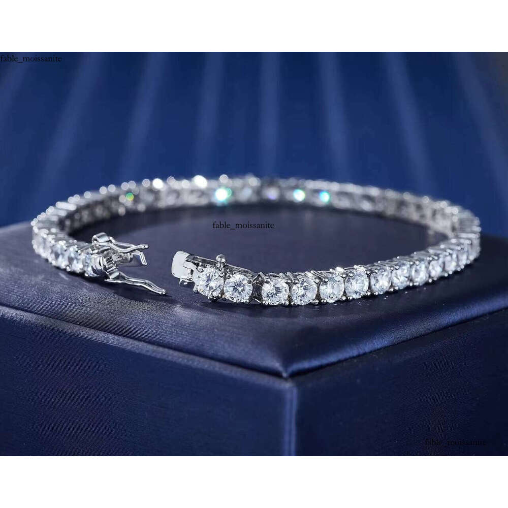 Women's 7inch VVS Moissanite Rhodium Plated Waterproof Hot Silver Fashion 4mm Link Tennis Bracelet