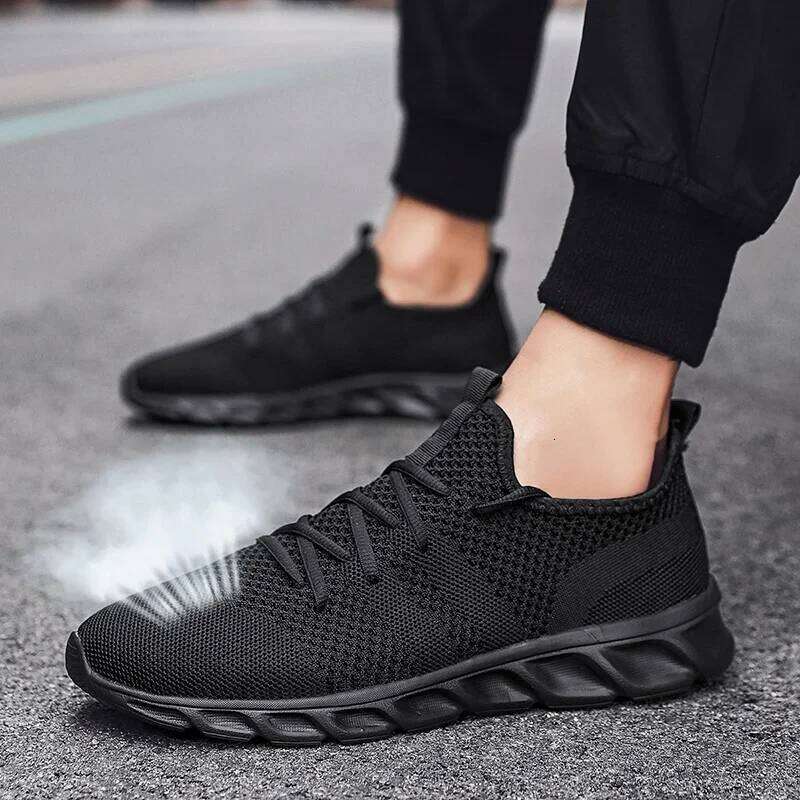 Hot Sale Light Man Running Comfortable Breathable Men's Sneaker Casual Antiskid and Wear-resistant Jogging Men Sport Shoes X251225