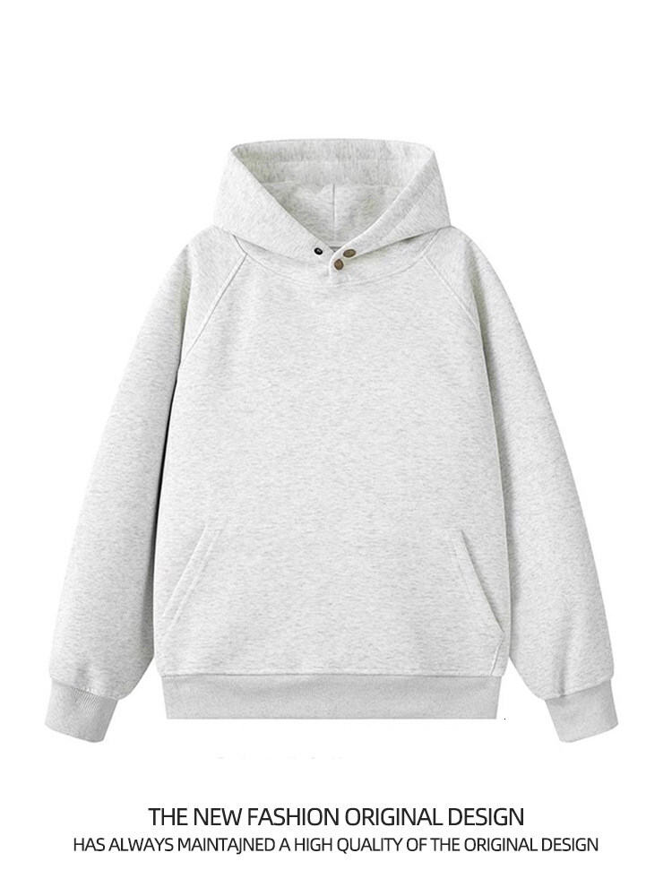 The 480-gram men's hooded solid-color sweatshirt is loose and casual
