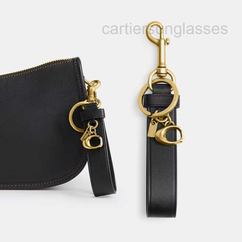 Key chain designer keychain wallet little dinosaur Spike Car keychains Stainless Steel Gold Plated designers keychaines of wallets women keyring Bag Charm dhgate