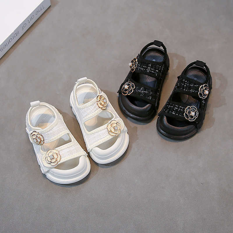 Girls' sandals 2025 summer new children's mini Chanel style beach shoes half-covered casual shoes little girl princess L251225