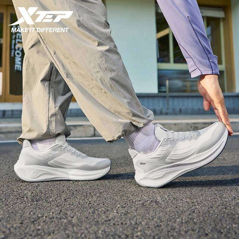 Xtep Running For Men 2025 Winter Breathable Soft Rebound Sport Shoes Jogging Wear-Resistant Male Sneakers 875419110050 X251225