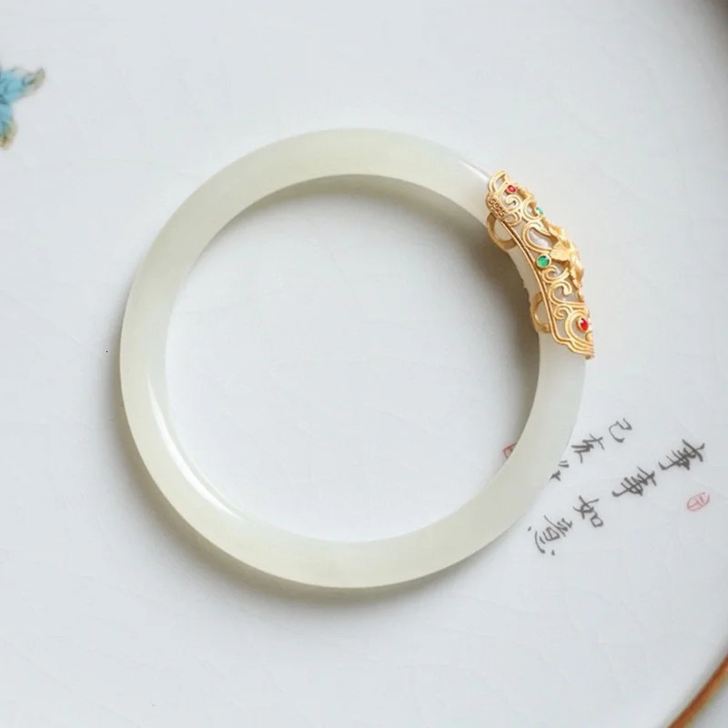 Chinese Style Ruyi Ancient Bangle Natural Jade Handicraft Bracelet Daily Jewelry for Womens Gatherings 251219