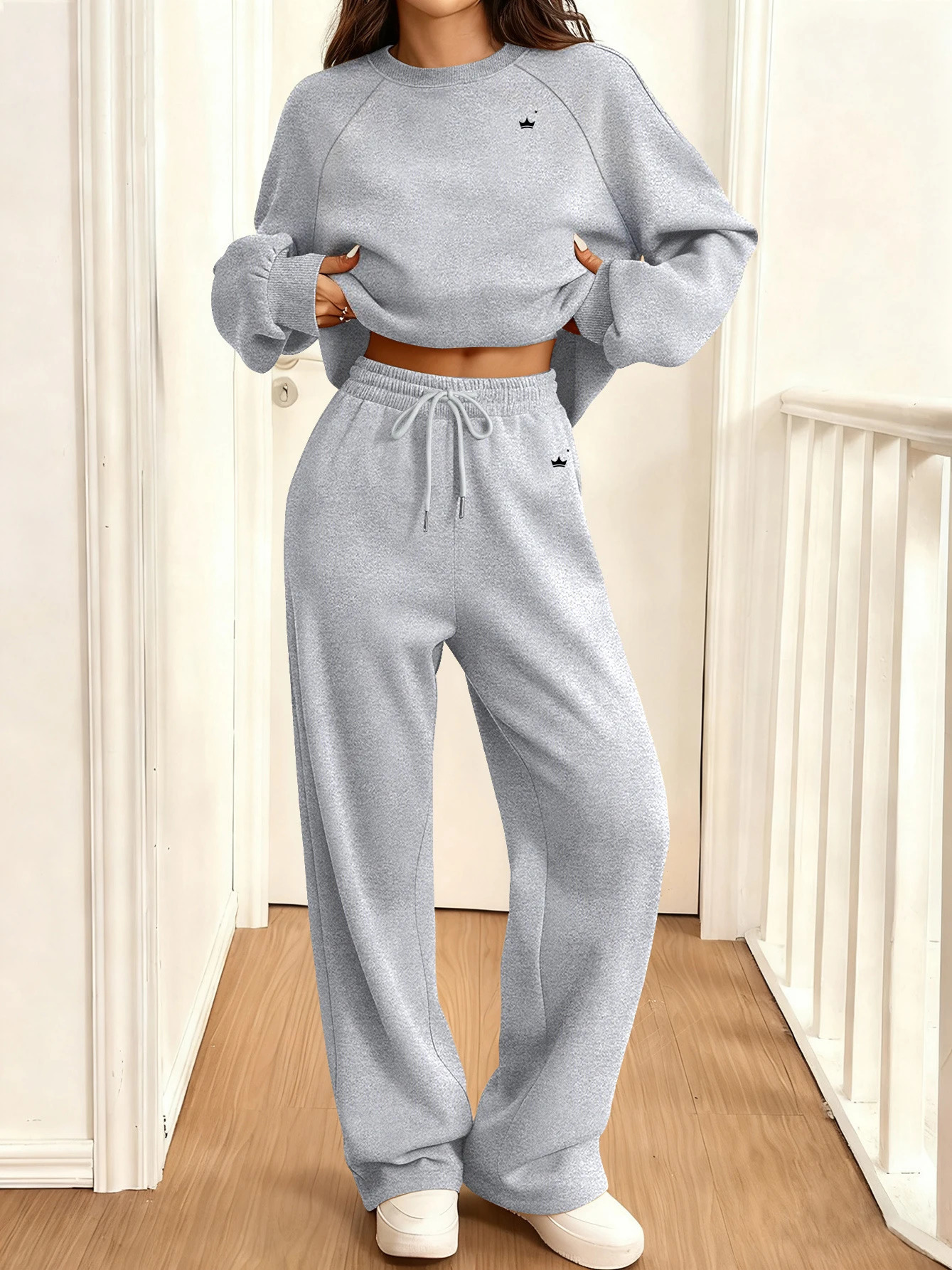 2026 Autumn and Winter Fashion Loose Set round Neck Sportswear Womens TwoPiece Outfit Comfortable fitness jogging fashion suit 251225