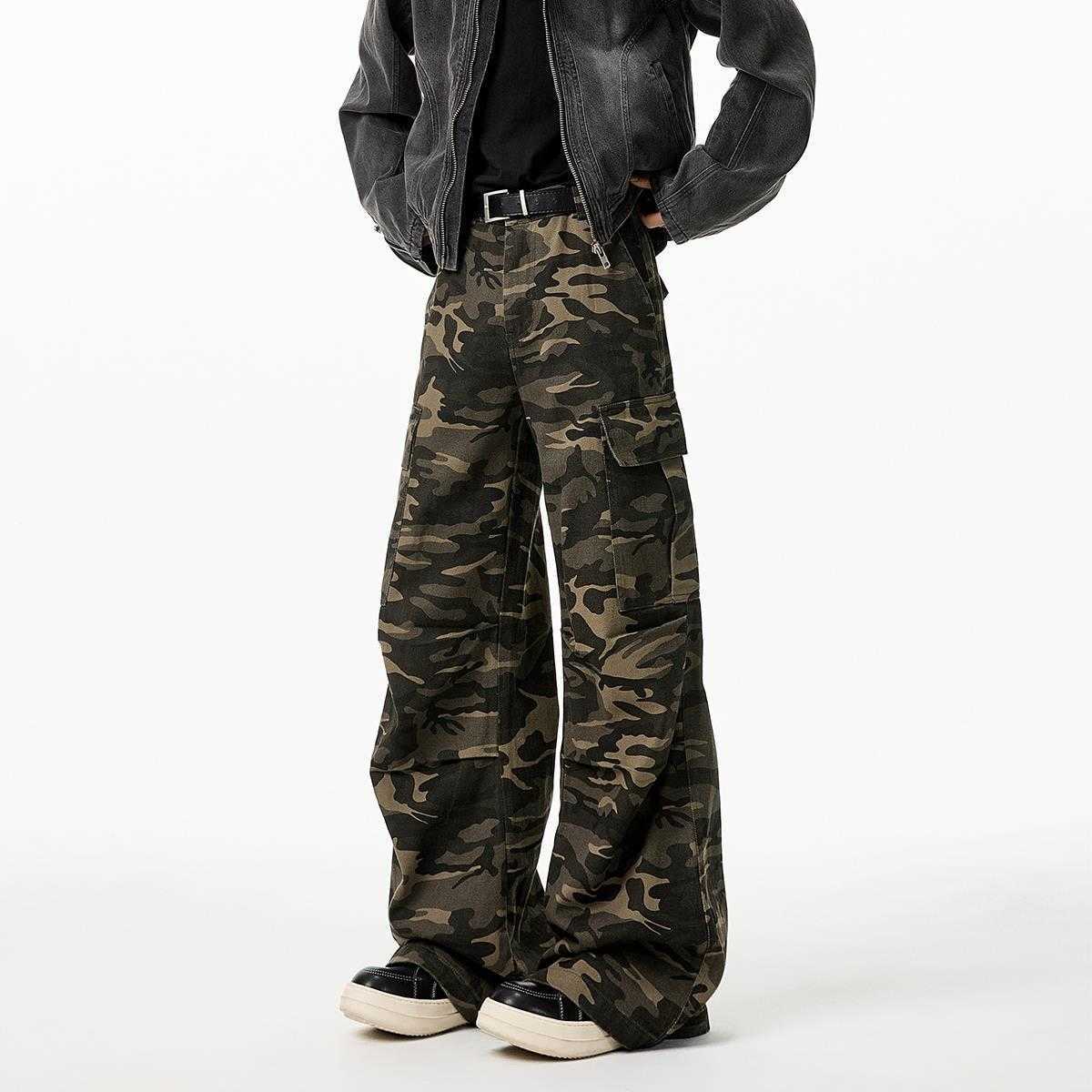Heavy-duty camouflage pants for men, new spring style, American hip-hop brand, loose and wide-leg, with pleated and fringed design, workwear style long pants L251225