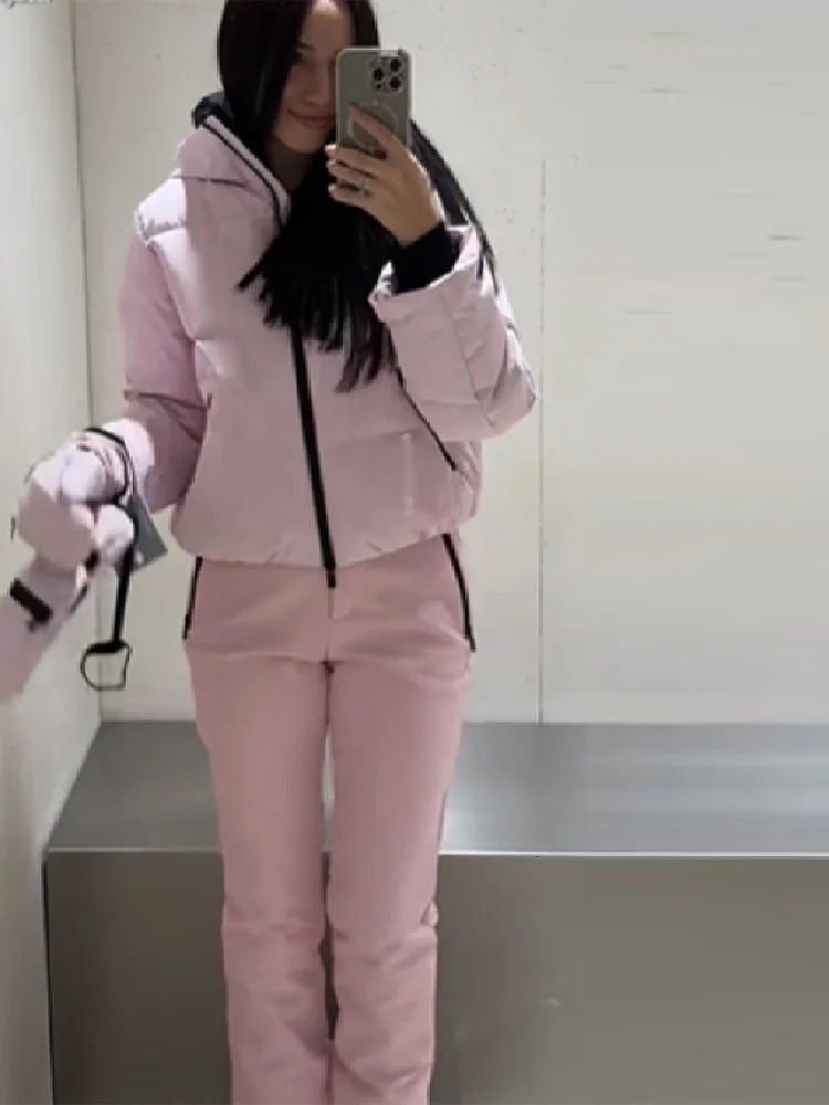 Women Hooded Zipper Short Skiing Cotton Jacket Long Sleeved Thick Warm Coat Comfortable Sports Pant Lady Ski Set 251225