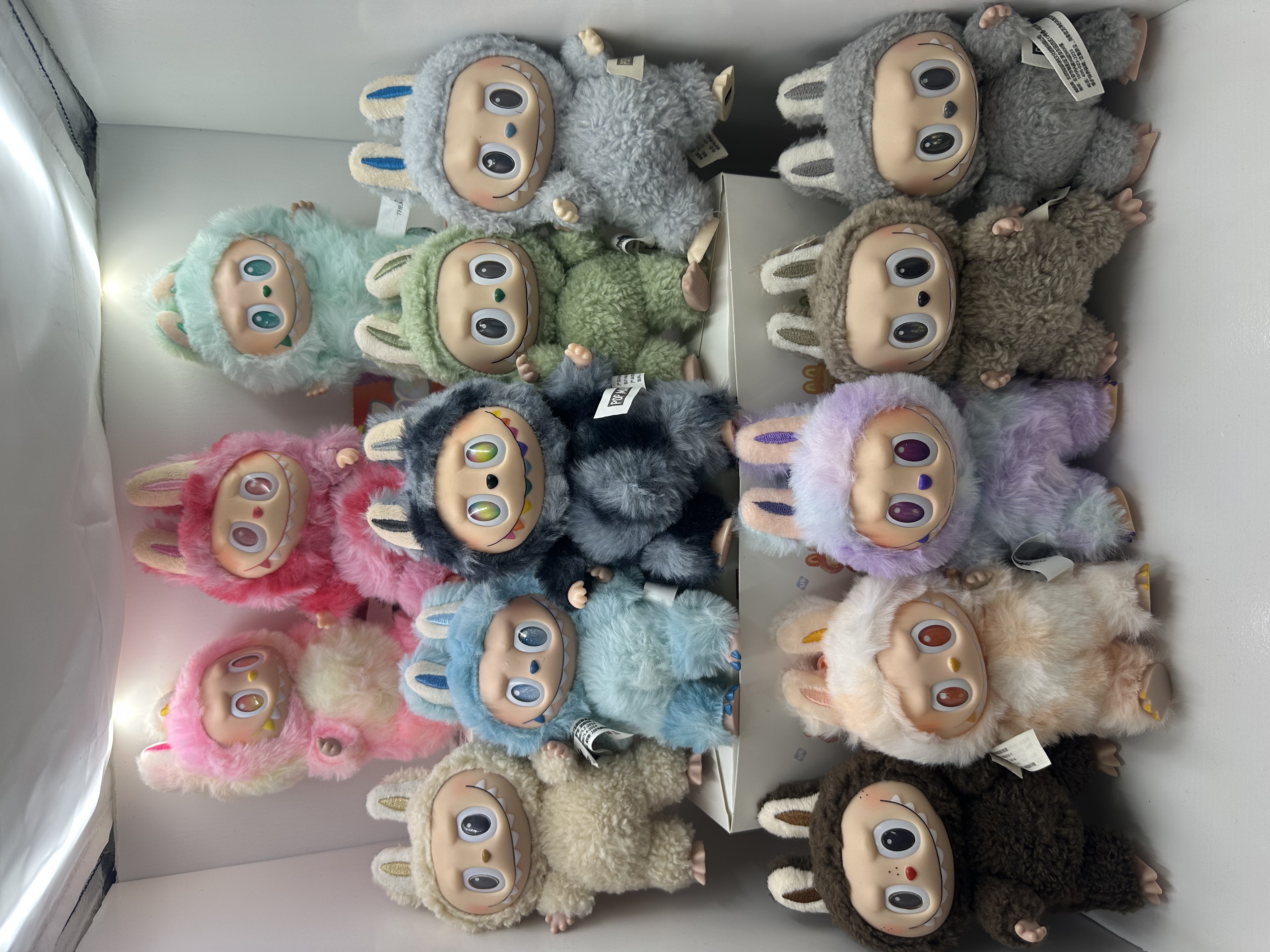 Ordinary Labubu V1 V2 V3 Style Bd Box The Monsters big into energy Exciting Macaron have a seat Series Toys Cute Action Anime Figure Doll Kids Gifts dh910320090