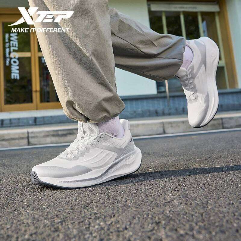 Xtep Running For Men 2025 Winter Breathable Soft Rebound Sport Shoes Jogging Wear-Resistant Male Sneakers 875419110050 X251225