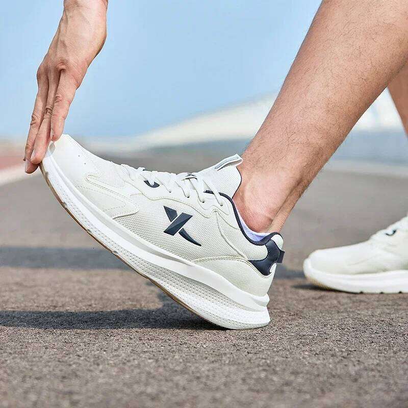 Xtep Running Men's Summer Mesh Breathable Wear-resistant Sports Lightweight Youth Casual Cushioning Shoes 875319110023 X251225