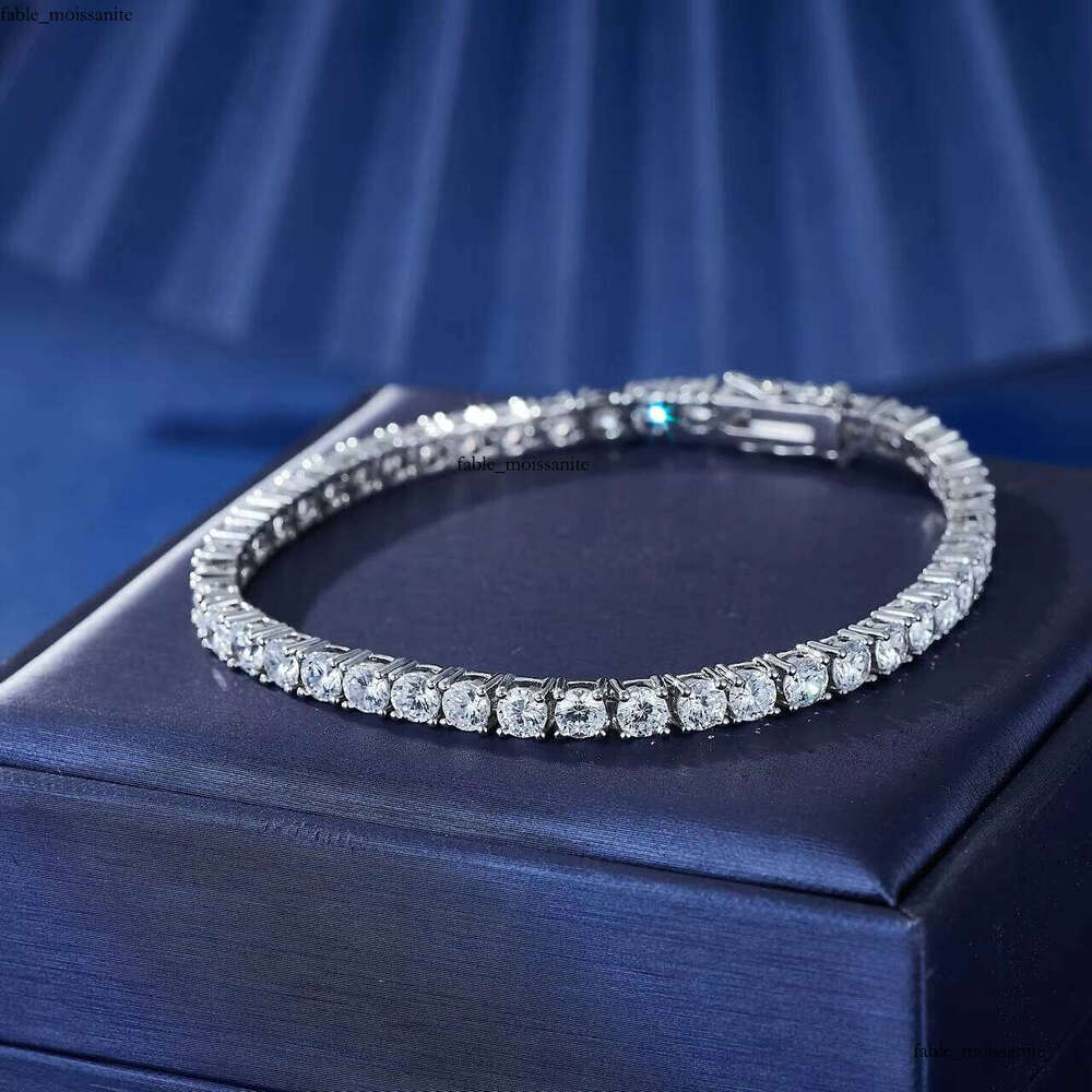 Women's 7inch VVS Moissanite Rhodium Plated Waterproof Hot Silver Fashion 4mm Link Tennis Bracelet