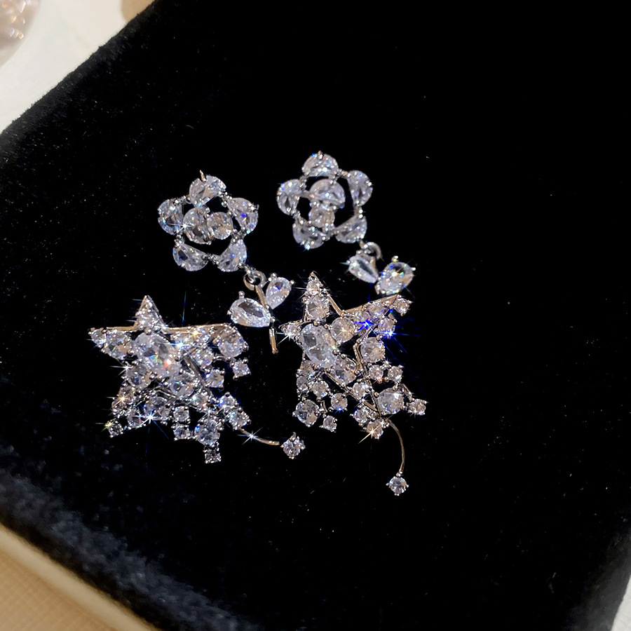 Silver Needle Zircon Flower Star Minimalist Elegant Niche Versatile Light Luxury High-end Earrings - view 8