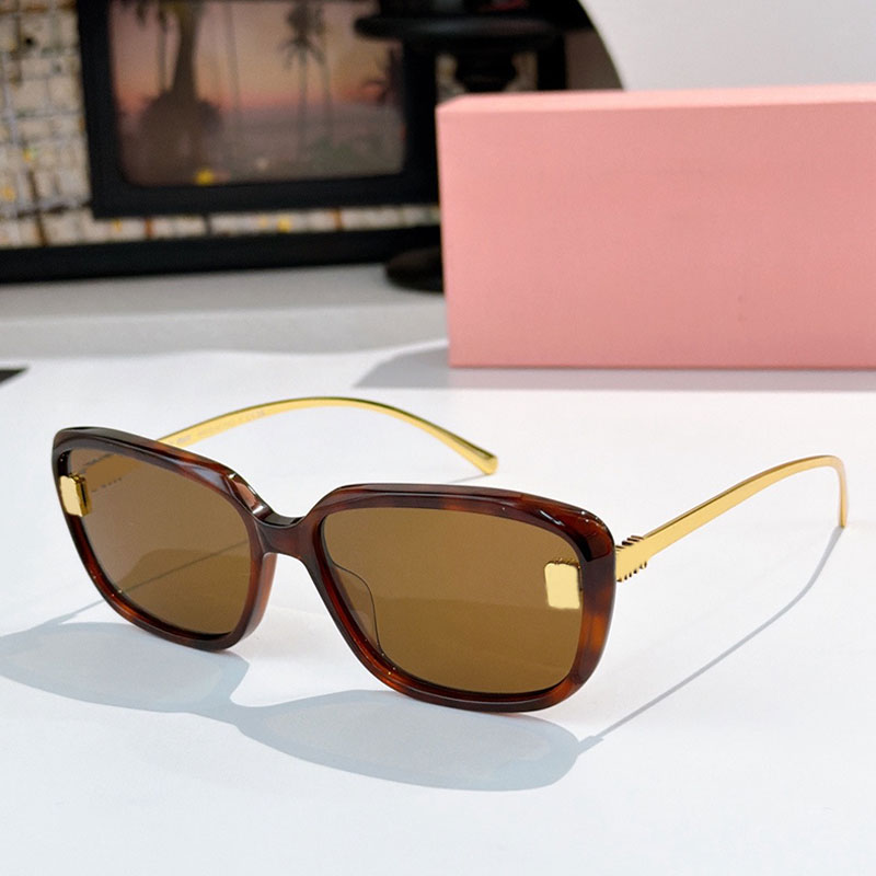 Fashionable Womens Square Sunglasses Scetate Luxurious High-quality Goggles Metal Logo Design Outdoor Sunshade Daily Wear Neutral Style MU1896L