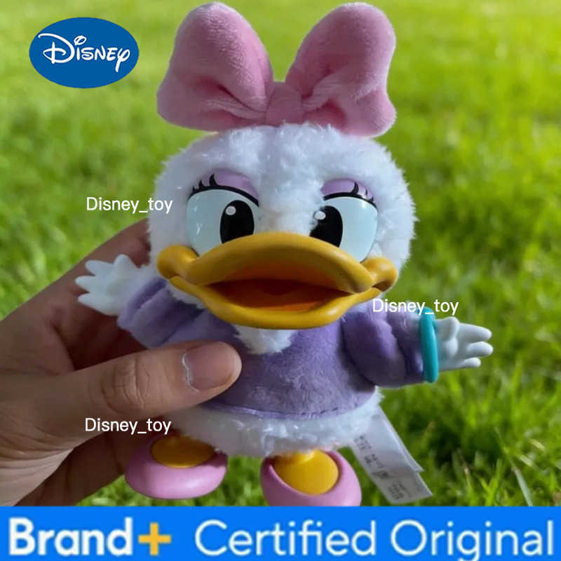 Disney CE Certified Mickey Blind Box Keychain Safe PVC Collectible Toys Perfect Gift for Fans plush puppet H251225