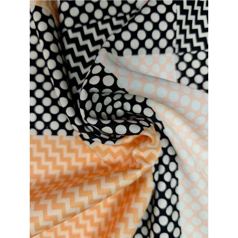 Designer Clothes Plaid Skirts For Women Printed Skirt Casual Khaki High Waisted Loose Spring Summer Fashion Bottoms Female Clothing Hot Selling