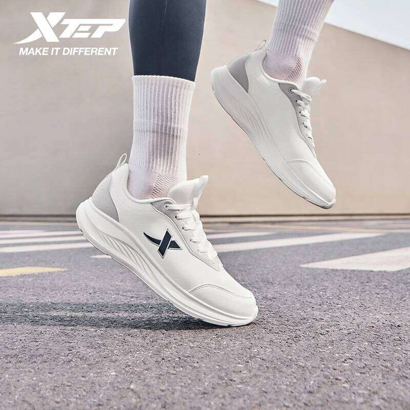 Xtep Males Running Shoes 2025 Winter New Soft Stability Comfortable Lightweight Durability Breathable Sneakers 875419110052 X251225