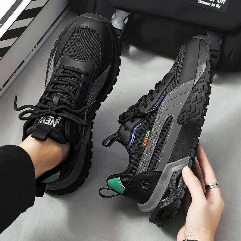 Hot Selling Autumn Low Cut Original Mens Sports Lightweight Cushioned Running Comfortable and Stable Walking Shoes X251225