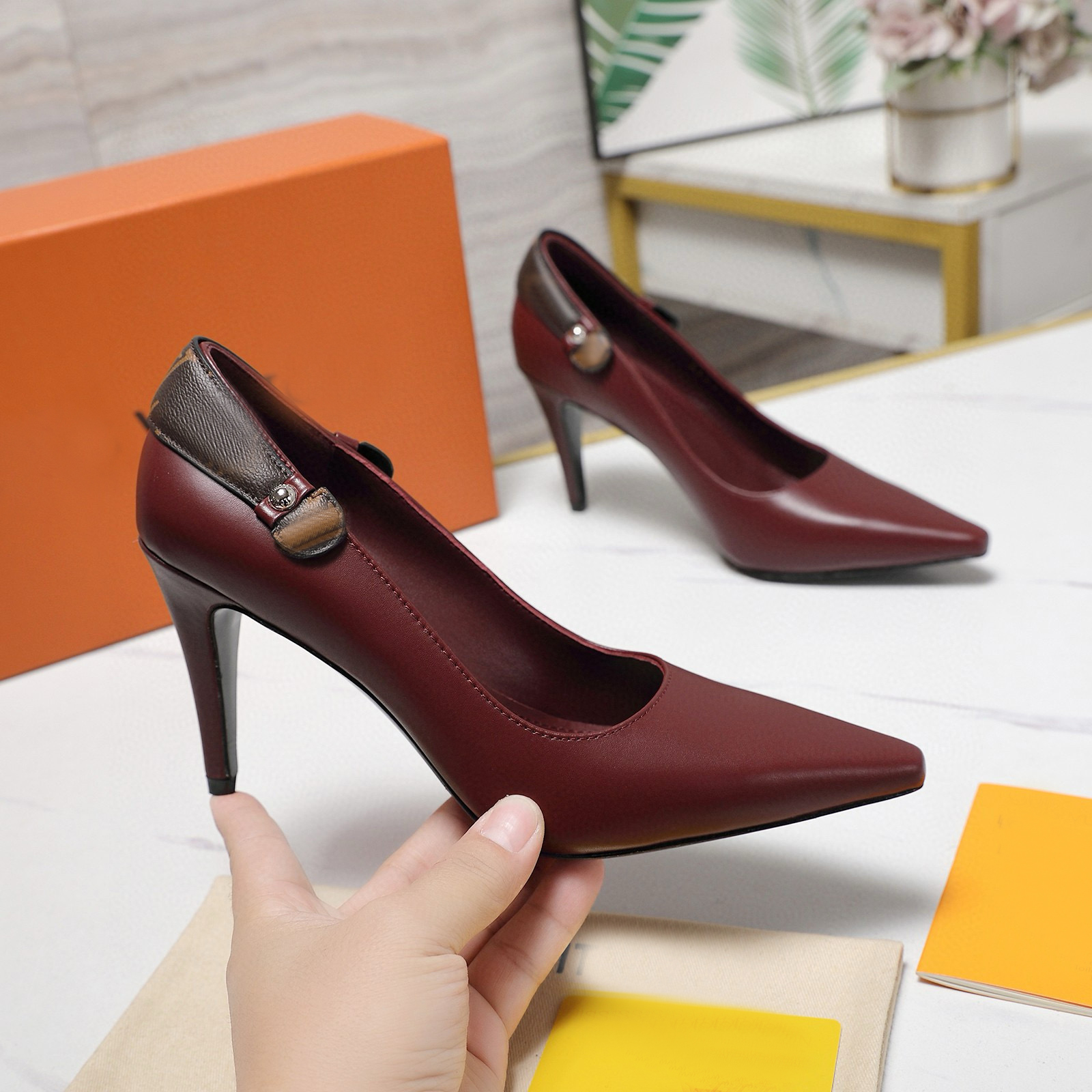 designer Women's pump luxury calf leather buckle Legacy Slingbacks sandals Bare heels high heels empty sandals single shoes