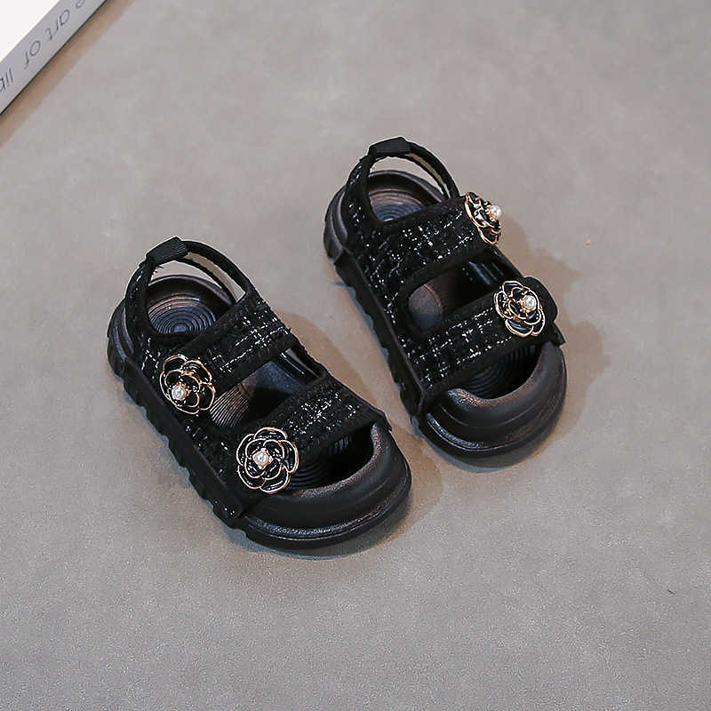 Girls' sandals 2025 summer new children's mini Chanel style beach shoes half-covered casual shoes little girl princess L251225
