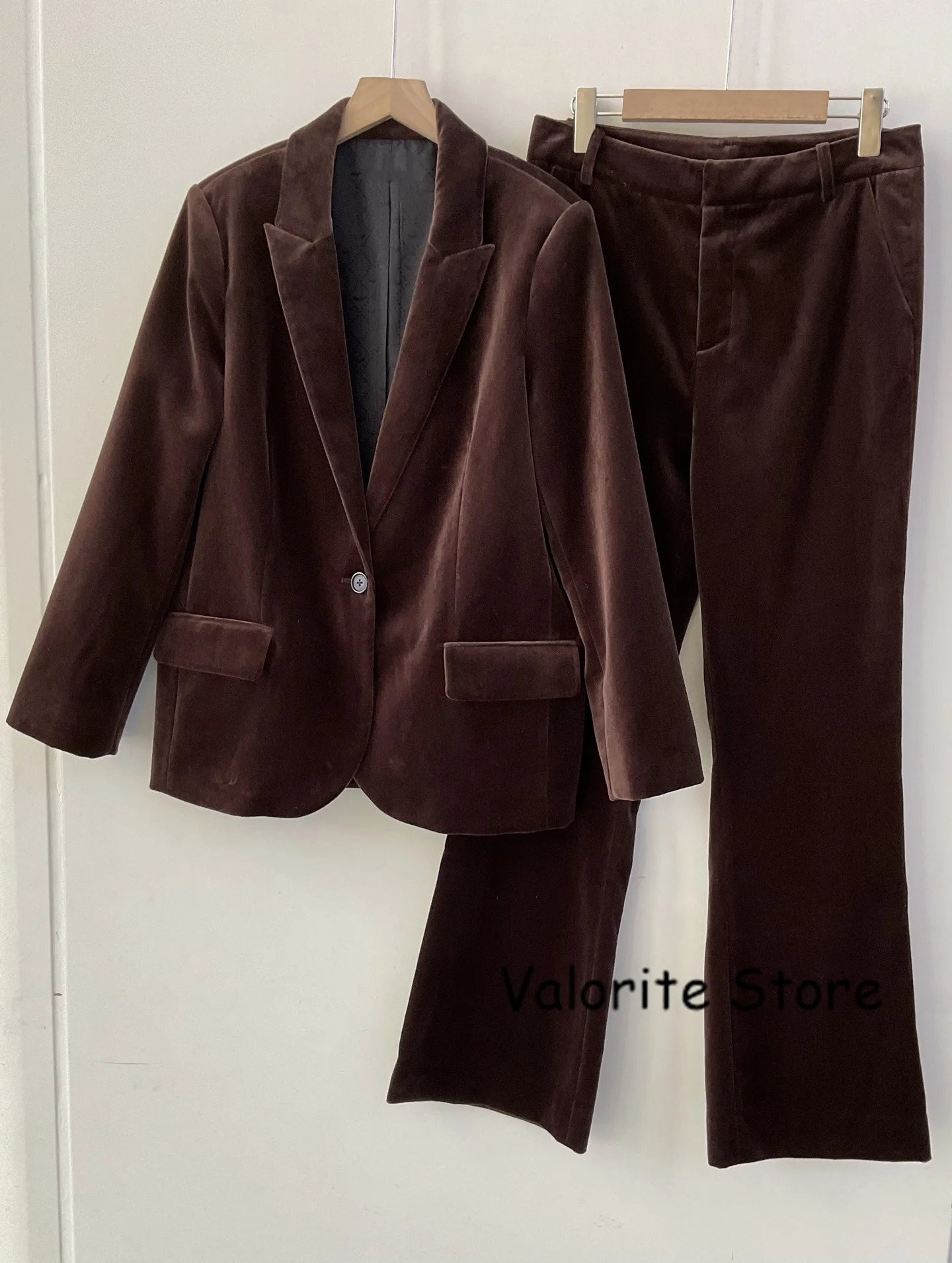 Woman Fashion Brown Black Velvet Blazer Single Button Long Sleeved Suit Set with Matching Pants Autumn Winter Clothing 251225