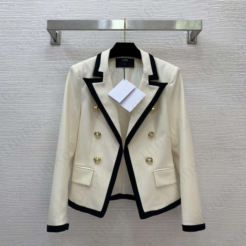 women blazer suit Brand jacket women designer double-breasted blazer Fashion Logo blazer dinner vacation short coat daily outfit jacket suit Dec 25