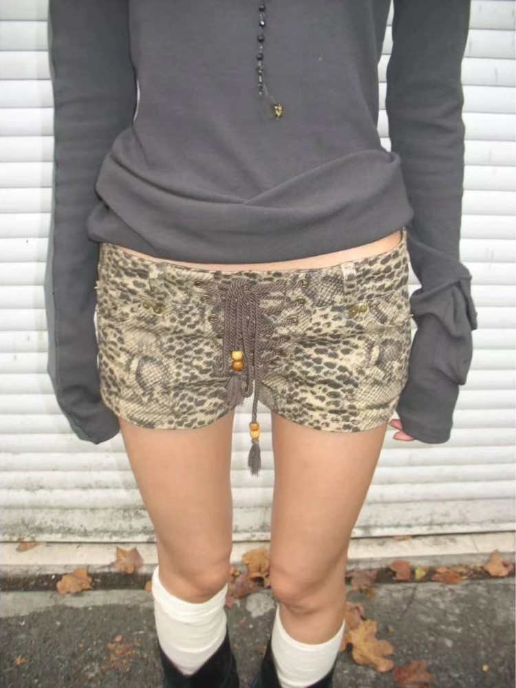 Summer Women Y2k Streetwear Gyaru Harajuku Fashion Grunge Vintage Coquette Low Rise 2000s Jean Shorts Denim Pants Japanese 251225