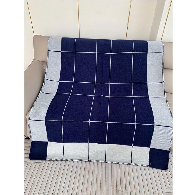 Designer blanket luxurious cashmere blanket sofa blanket air-conditioning and flight blanket household bedding Warm top-quality weight 1400 grams