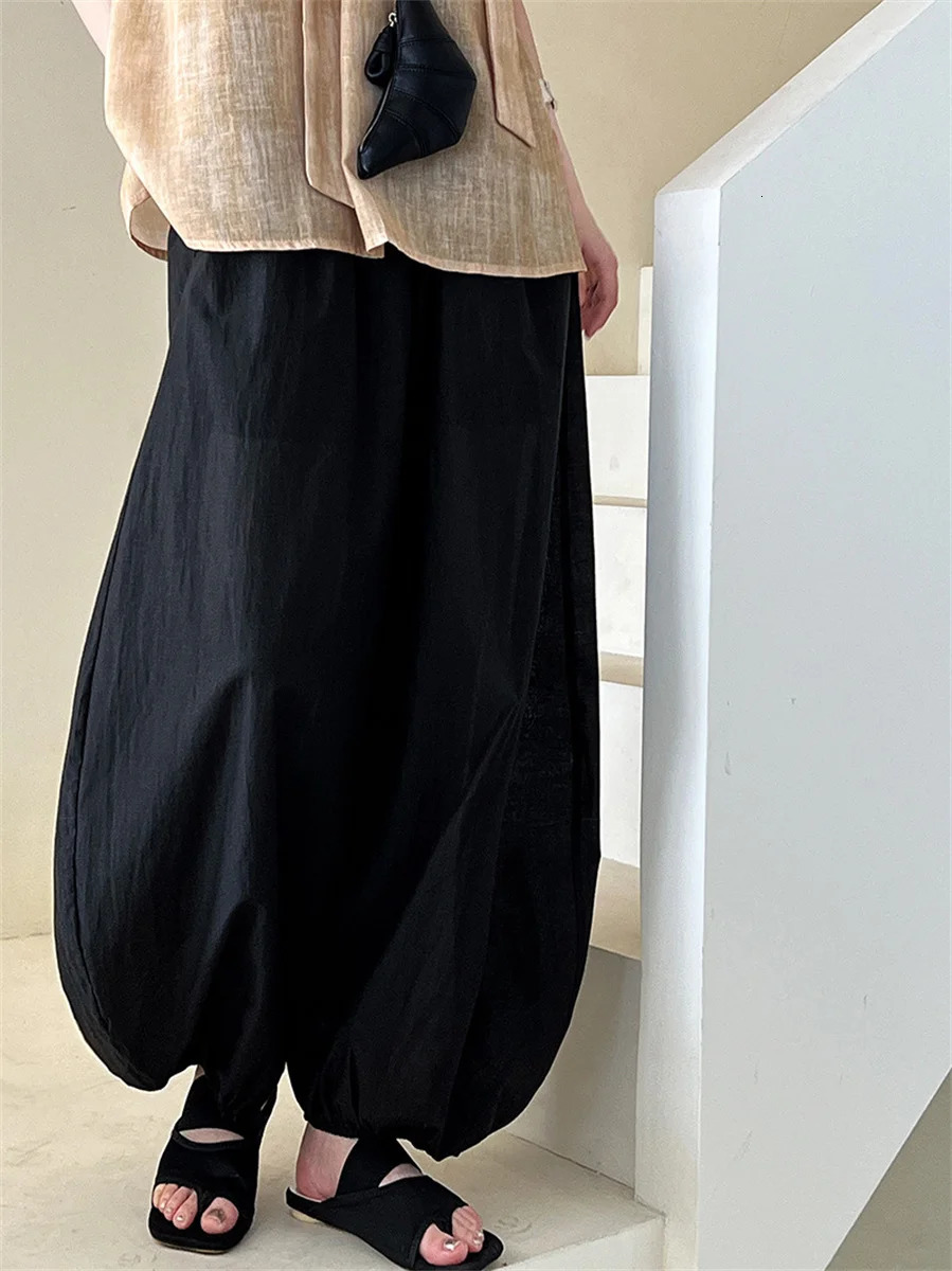White Oversized Bloomers 2025 Summer Elegant Fashion Women Lantern Pants Casual Loose Breathable Cotton Wide Leg Pants 251225