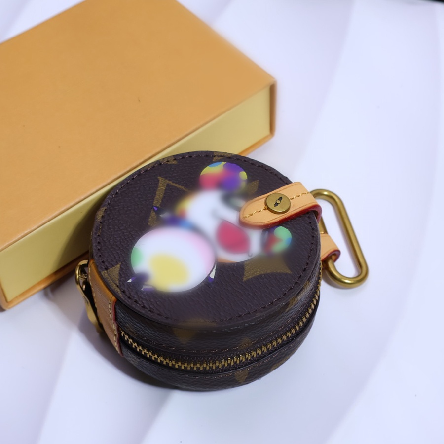 Designer Luxury Keychain Bag Charm Bag Pendant Key Chain Round Keychain Bag Decoration Fashion Men Women Purse Leather Bag Lanyard Gold Plated Key Chain Car