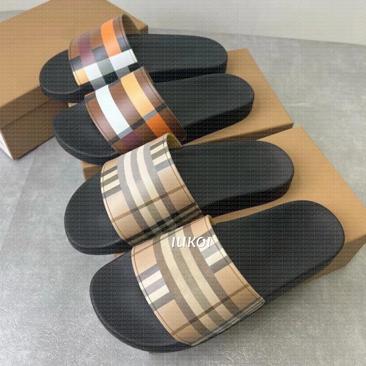 Designer Check Slides Summer Beach Slippers Vintage Tartan Slider Men Women High Quality Luxury Sandals Archive Beige Print Embossed Slide