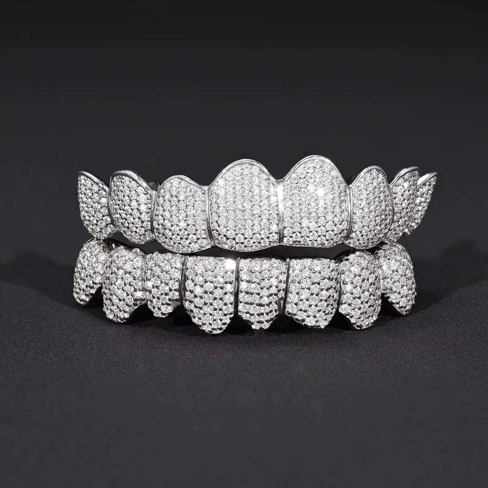 Grillz Custom Made Iced Out 925 Silver Grills VVS Moissanite Diamonds Perm Cut 8 Top 8 Bottom Gold Dental Teeth Grillz