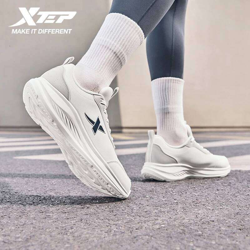 Xtep Males Running Shoes 2025 Winter New Soft Stability Comfortable Lightweight Durability Breathable Sneakers 875419110052 X251225