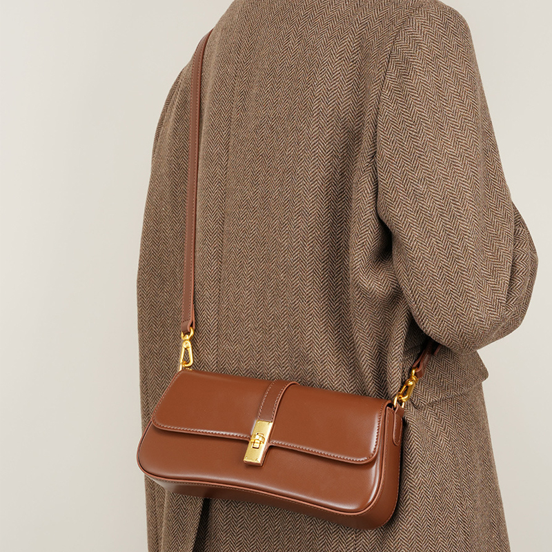 2026 New Retro Black Brown Women's solid Handbag Large Capacity Canvas Genuine Leather Bag For Autumn Winter Fashion Mommy Tote Bag