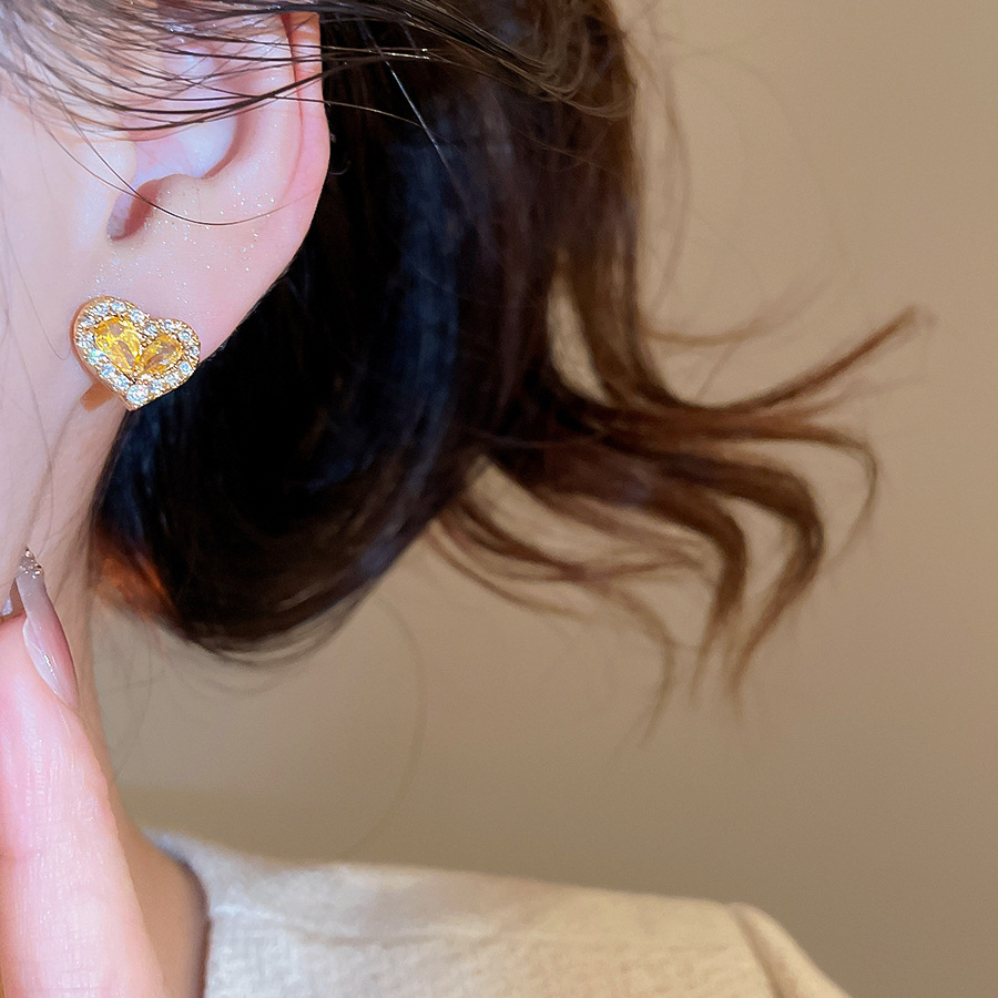Real Gold Plated Silver Needle Zircon Heart Delicate Sweet Elegant Versatile Light Luxury High-end Feel Earrings for Women - view 4