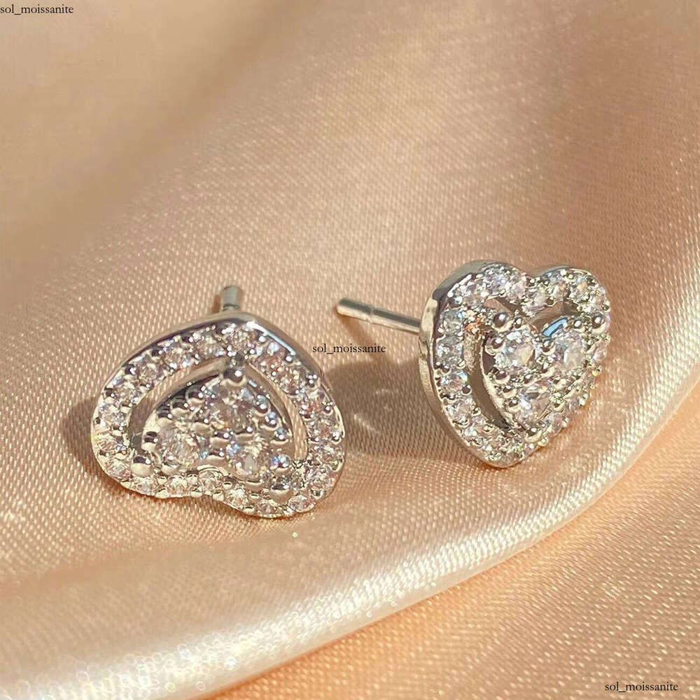 Heart-shaped Full VVS Moissanite Stud Earrings for Women Gold Nugget-shaped Pendant fashion Accessories Stock