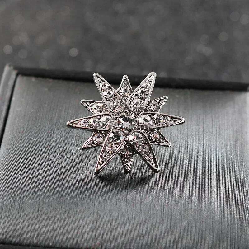 Korean Fashion Cubic Zirconia Star Brooch Pin for Men Lapel Button Suit Corsage Badge Shirt Collar Accessories Jewelry Luxury 25N1225