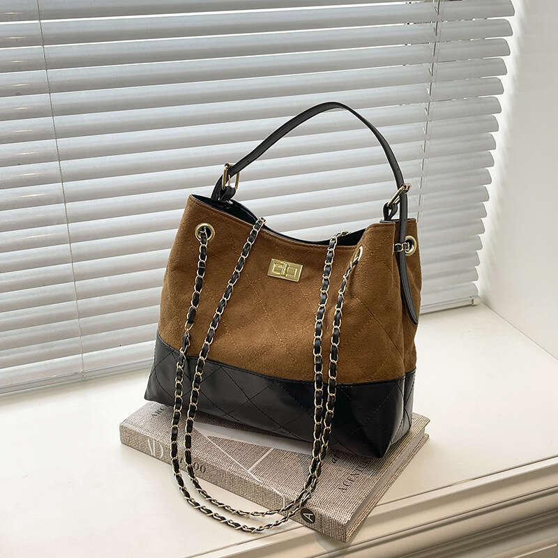 Chic Retro-Inspired Ladies' Travel Satchel with Adjustable Chain Handle for Casual Outings