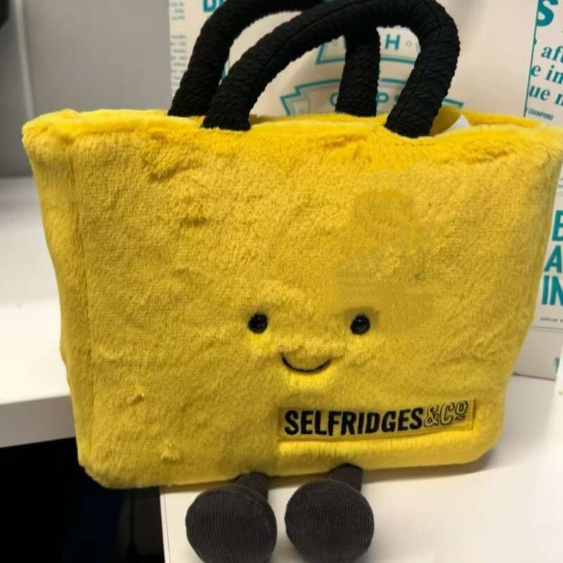 2025 New Plush Cute Cartoon Handbag Versatile Commuter Large Capacity Student Tote Bag