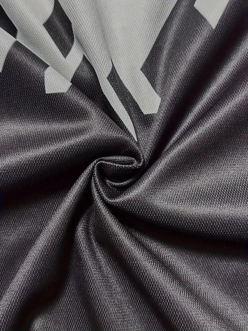 The mens long-sleeved POLO shirt for Spring and Autumn 2025 is casual fashionable and comfortable with 3D checkered print 251225