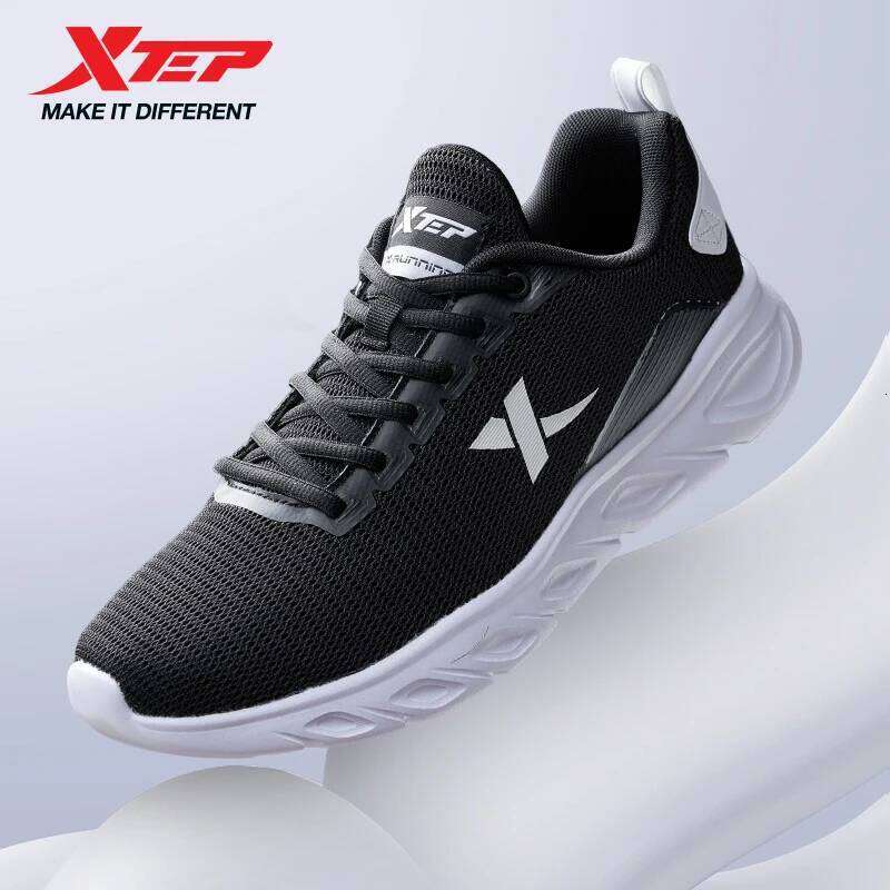 Xtep Running Men Breathable Mesh Shock Absorption Men's Sports Shoes Non-Slip Lightweight Male Sneakers 880119115131 X251225