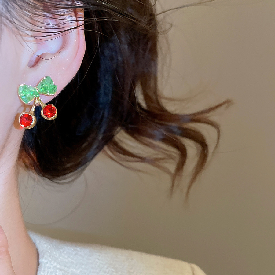 Silver Needle Crystal Bow Cherry Sweet Exquisite Elegant Temperament Earrings Light Luxury High-end Niche Ear Jewelry - view 3