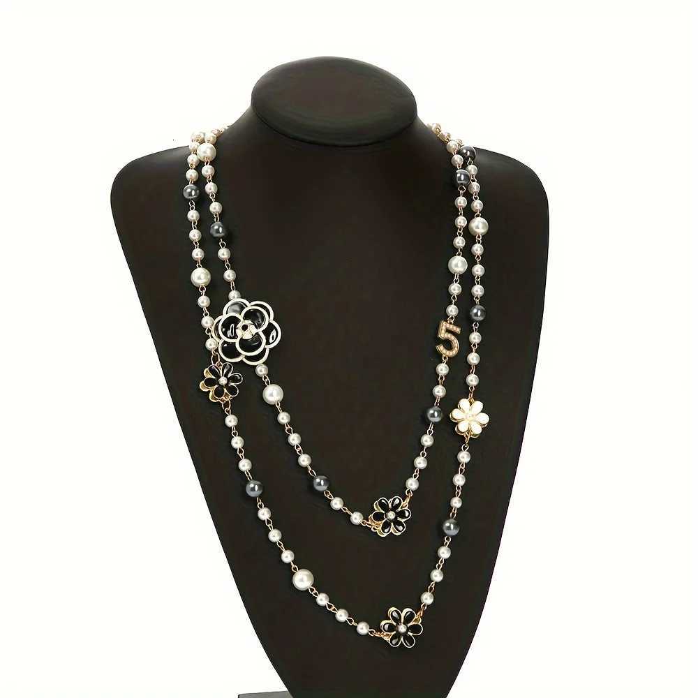 Luxury Japanese and Korean style number 5 Double layer flower imitation pearl long necklace Handmade beaded popular necklaceXJ251226