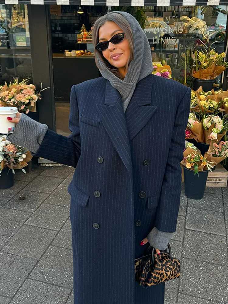 Elegant Striped Womens Long Coat Loose Double Breasted Lapel Pocket Full Sleeve Lady Jacket 2025 Autumn Winter Lady OutwearT251226