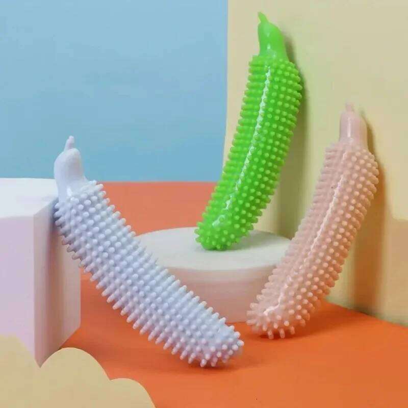 Grinding Cucumber Shape Bite TPE Dog Chew Toy Wear Resistant Pet Molar Stick Teeth Cleaning 25N1226