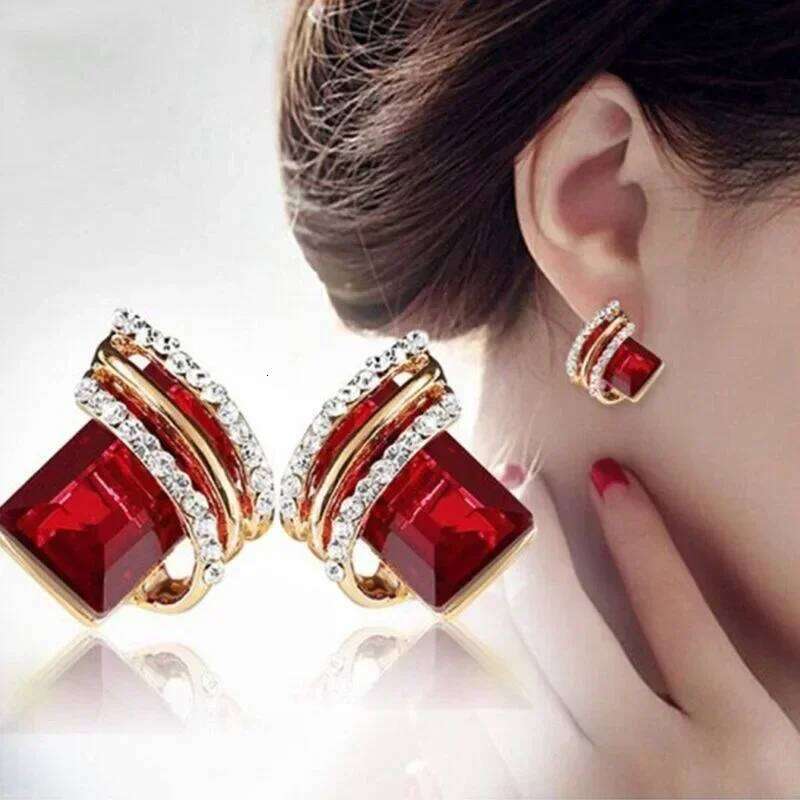 Huitan Green/Blue/Red/Black CZ Stud Earrings for Women Modern Fashionable Lady's Accessories Luxury Trendy Jewelry Drop Shipping